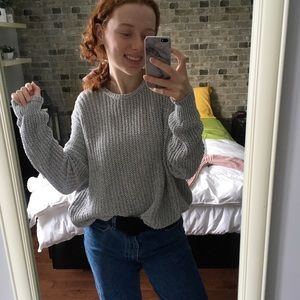 gray brandy melville sweater 🤩
